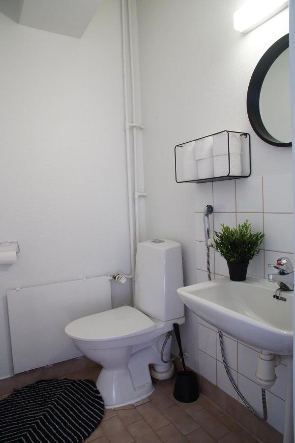 Oulu City Center 4-Room Apartment Parking Eksteriør billede
